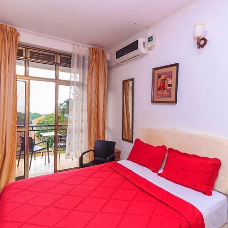Frontiers Hotel 엔테베 외부 사진